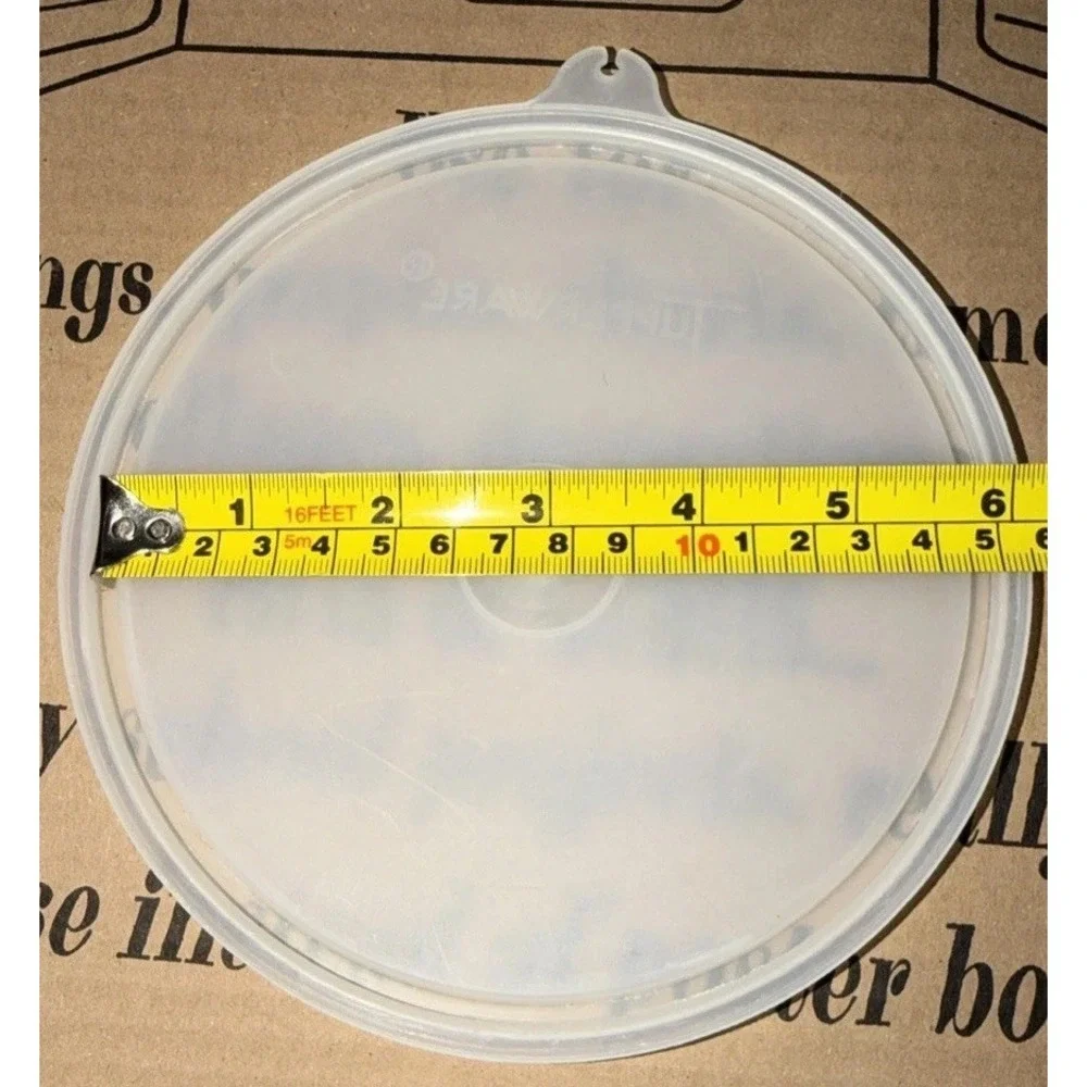 VTG Tupperware Replacement Lid #227-25 C Tab Sheer Seal Made in USA.   1